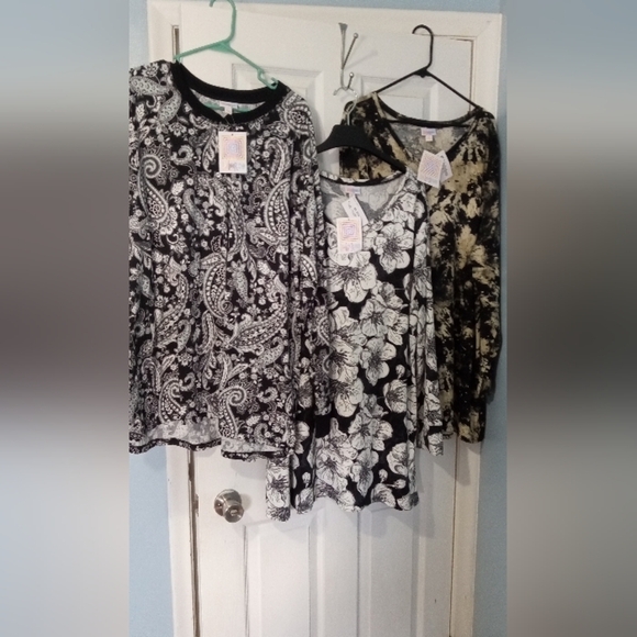 LuLaRoe lot, size 3xl pullovers, NWTS - Picture 1 of 9